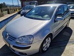 Cinza prata Usado 2005 VW Golf IV Trendline Citadino | € 7.500 (Preço elevado)