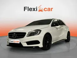 Branco Usado 2014 Mercedes A180 AMG line | € 14.490 (Bom preço)