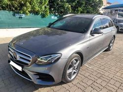 Cinzento Usado 2019 Mercedes E300 Carrinha | € 37.500