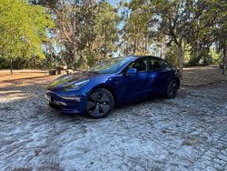 Azul Usado 2021 Tesla Model 3 Standard Range Plus Sedan | € 24.897 (Preço justo)