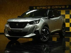 Cinzento Usado 2021 Peugeot 2008 GT SUV | € 25.400