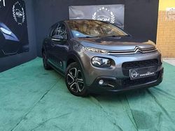 Cinzento Usado 2018 Citroën C3 PureTech Citadino | € 8.990 (Preço justo)