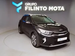 Preto Usado 2024 Kia Stonic SUV | € 17.990 (Preço justo)
