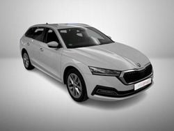 Branco Usado 2020 Skoda Octavia First Edition Carrinha | € 22.490 (Preço justo)
