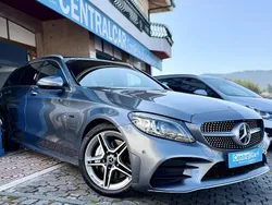 Cinzento Usado 2020 Mercedes C300e AMG line Carrinha | € 29.950 (Preço justo)