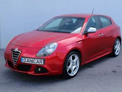 Vermelho Usado 2010 Alfa Romeo Giulietta Distinctive Citadino | € 11.900 (Caro)