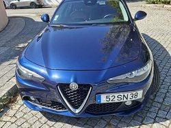 Usado 2017 Alfa Romeo Giulia Super Sedan | € 19.900