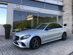 Cinzento preto Usado 2021 Mercedes C300e Edition Sedan | € 40.900