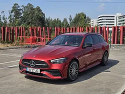Vermelho Usado 2022 Mercedes C300 AMG line Carrinha | € 37.990 (Super Preço)