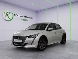 Branco Usado 2021 Peugeot e-208 Style Citadino | € 19.999 (Preço justo)