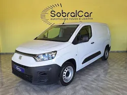Branco Usado 2022 Fiat Doblò Monovolume | € 17.250 (Preço elevado)