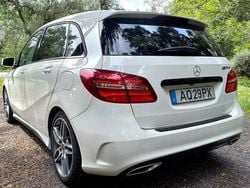 Usado 2018 Mercedes B180 AMG Monovolume | € 18.500 (Super Preço)
