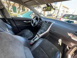 Usado 2012 Toyota Auris Hybrid | € 9.500