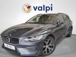Azul Usado 2022 Volvo V60 Carrinha | € 35.950 (Preço justo)