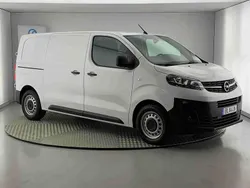 Branco Usado 2024 Opel Vivaro-e Combi Van | € 28.990