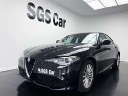 Preto Usado 2022 Alfa Romeo Giulia Super Sedan | € 44.900