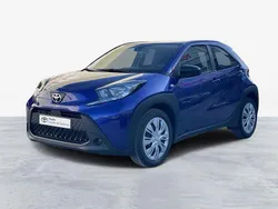 Azul (pintura metalizada) Usado 2023 Toyota Aygo X-play Citadino | € 16.750 (Preço justo)
