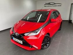 Vermelho Usado 2017 Toyota Aygo X-play Citadino | € 13.450