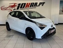 Branco Usado 2019 Toyota Aygo X-Black Citadino | € 11.490 (Preço justo)