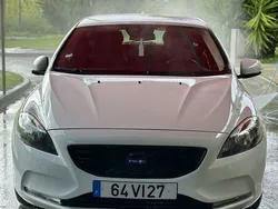 Usado 2013 Volvo V40 Carrinha | € 11.000 (Preço justo)