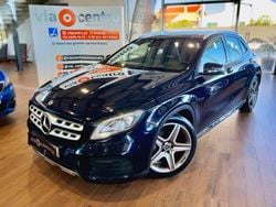 Azul escuro Usado 2017 Mercedes GLA180 AMG line SUV | € 22.600 (Preço justo)