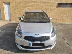 Usado 2015 Kia Carens Monovolume | € 13.950 (Preço justo)
