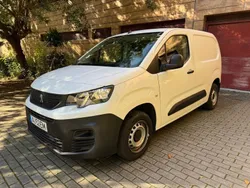 Branco Usado 2021 Peugeot Partner Monovolume | € 15.900 (Preço justo)