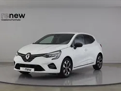 Branco Usado 2023 Renault Clio V | € 17.490 (Preço justo)