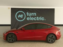 Vermelho Usado 2022 Tesla Model 3 Sedan | € 28.500 (Bom preço)