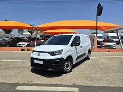 Branco Usado 2022 Fiat Doblò S Monovolume | € 15.950 (Bom preço)