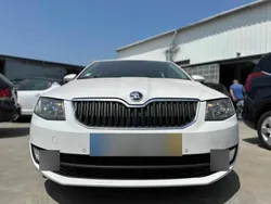 Branco Usado 2014 Skoda Octavia Citadino | € 9.500 (Bom preço)