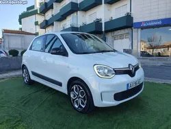 Branco Usado 2022 Renault Twingo Equilibre Citadino | € 14.950 (Preço justo)