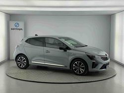 Cinzento Usado 2024 Renault Clio V Techno | € 18.990 (Preço justo)