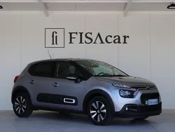 Cinzento Usado 2024 Citroën C3 PureTech Citadino | € 17.900 (Preço justo)