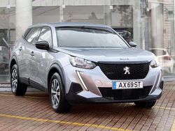 Cinza Usado 2023 Peugeot 2008 SUV | € 17.990 (Preço justo)