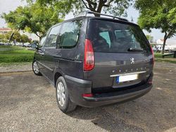 Usado 2004 Peugeot 807 Monovolume | € 4.600
