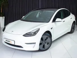 Branco Usado 2021 Tesla Model 3 Sedan | € 30.900 (Bom preço)