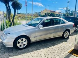 Cinza Usado 2006 Mercedes E220 Elegance Sedan | € 8.990