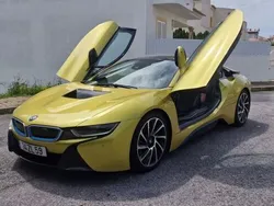 Amarelo Usado 2016 BMW i8 Performance Coupé | € 68.990