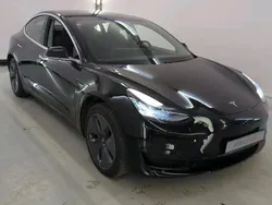 Preto Usado 2019 Tesla Model 3 Standard Range Sedan | € 17.990 (Preço justo)