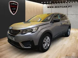 Cinza Usado 2017 Peugeot 5008 Monovolume | € 16.950 (Preço justo)