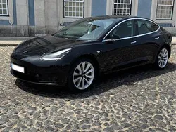 Usado 2019 Tesla Model 3 Standard Range Sedan | € 21.499 (Bom preço)