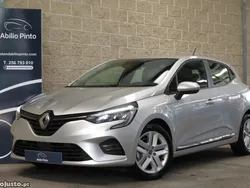 Cinza Usado 2021 Renault Clio V Intens Sedan | € 15.750 (Bom preço)