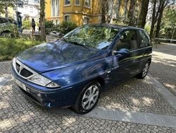 Azul Usado 2003 Lancia Ypsilon Citadino | € 2.450