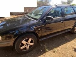 Preto Usado 2002 Skoda Octavia Carrinha | € 2.950