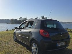 Usado 2006 Renault Clio III Citadino | € 3.000 (Preço justo)