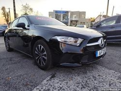 Preto Usado 2021 Mercedes A160 Style Citadino | € 24.900 (Preço justo)