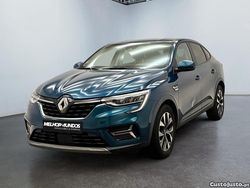 Azul Usado 2022 Renault Arkana Business SUV | € 19.990 (Preço justo)