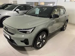 Verde Usado 2024 Volvo XC40 SUV | € 39.900