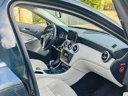 Usado 2012 Mercedes A180 Urban Sedan | € 10.900 (Bom preço)